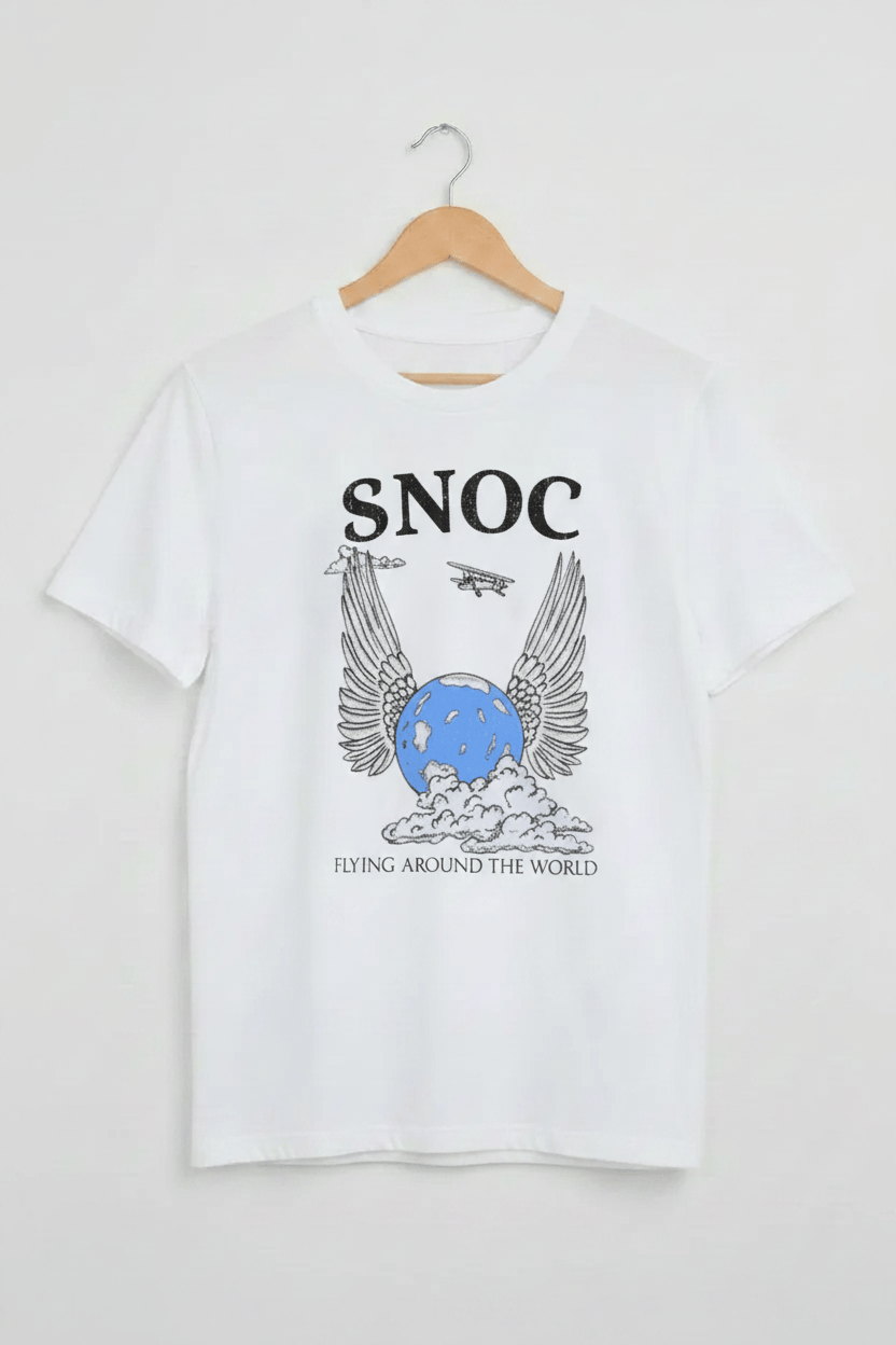 Mockup SNOC camiseta percha