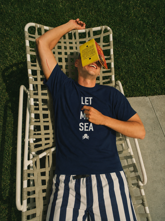 CAMISETA LET ME SEA