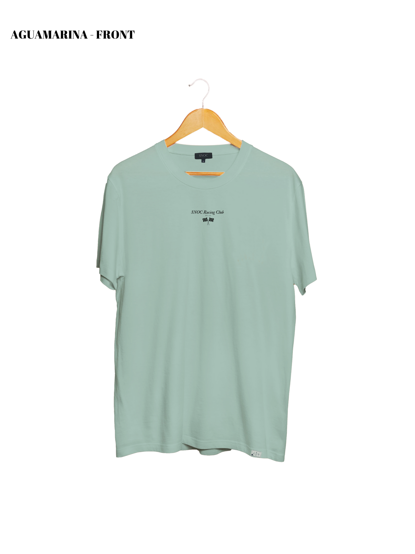 Camiseta Racing Club SNOC color Aguamarina, vista frontal con el print SNOC Racing Club, fondo transparente