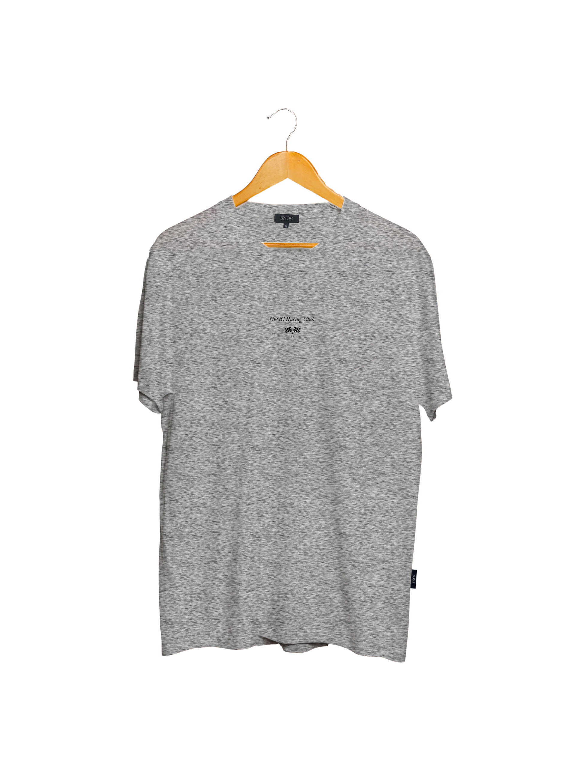 Camiseta Racing Club SNOC color Gris Claro, vista frontal con el print SNOC Racing Club, fondo transparente