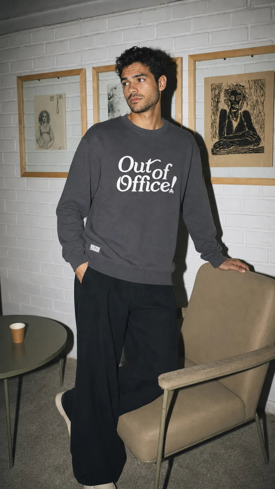 Sudadera SNOC Out of Office