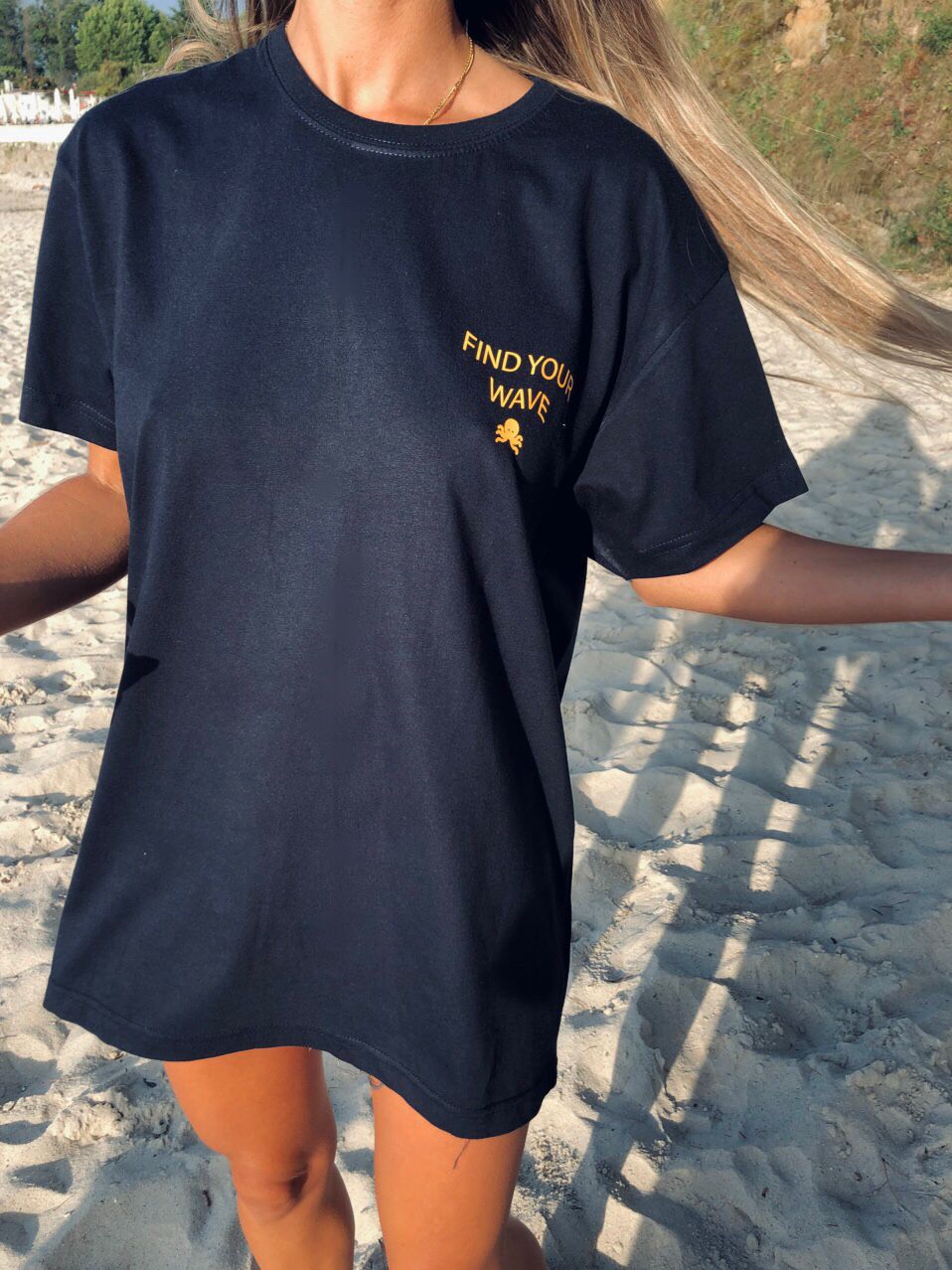 Camisetas logo pulpo SNOC - CAMISETA FIND YOUR WAVE CORAL  